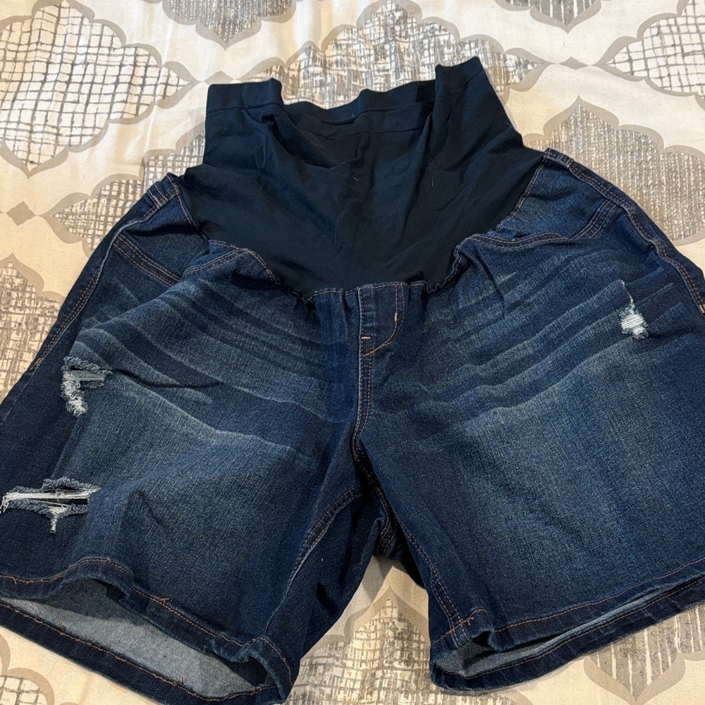 1822 Denim - Junia Maternity Sustainable Denim shorts